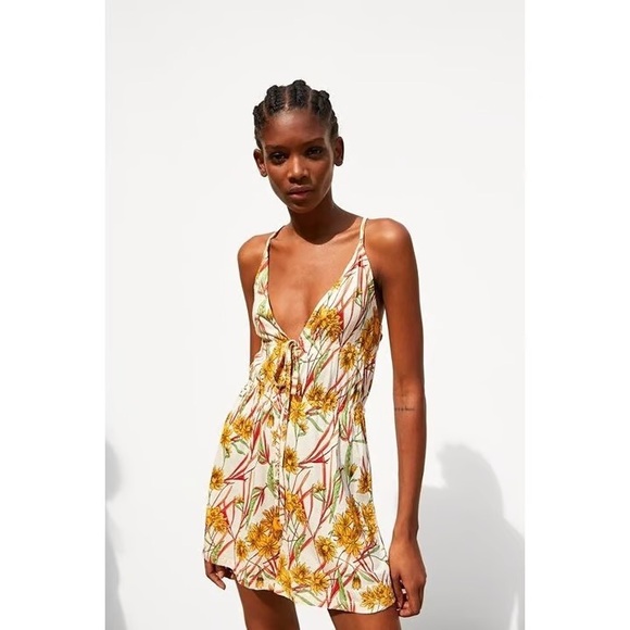 Zara Floral Romper Size Medium - Picture 1 of 4